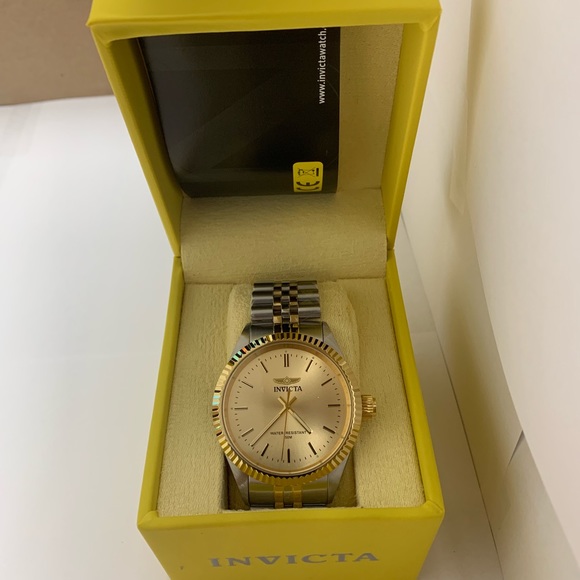 Invicta Watch for sale - Picture 3 of 4